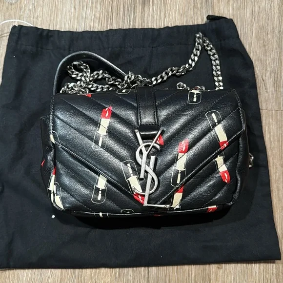 AUTHENTICATED YSL Saint Laurent monogramme matelasse lipstick print crossbody - Picture 4 of 7